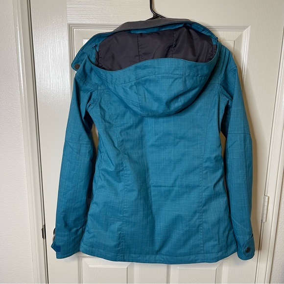 BURTON DA NANG TEAL SNOWBOARDING JACKET
SIZE XS - Picture 5 of 17